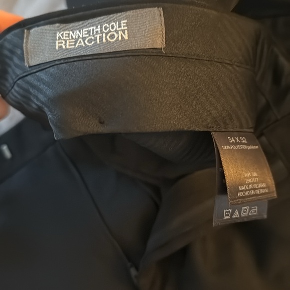 Kenneth Cole Reaction flat front trouser 34x 32 BLACK - Picture 6 of 6